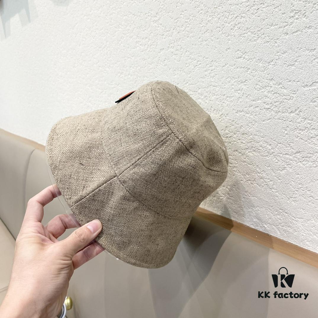 New Arrival HERMÈS (Hermes) 2024 Autumn Fisherman Hat for Men, Stylish and Versatile Everyday Streetwear Accessory