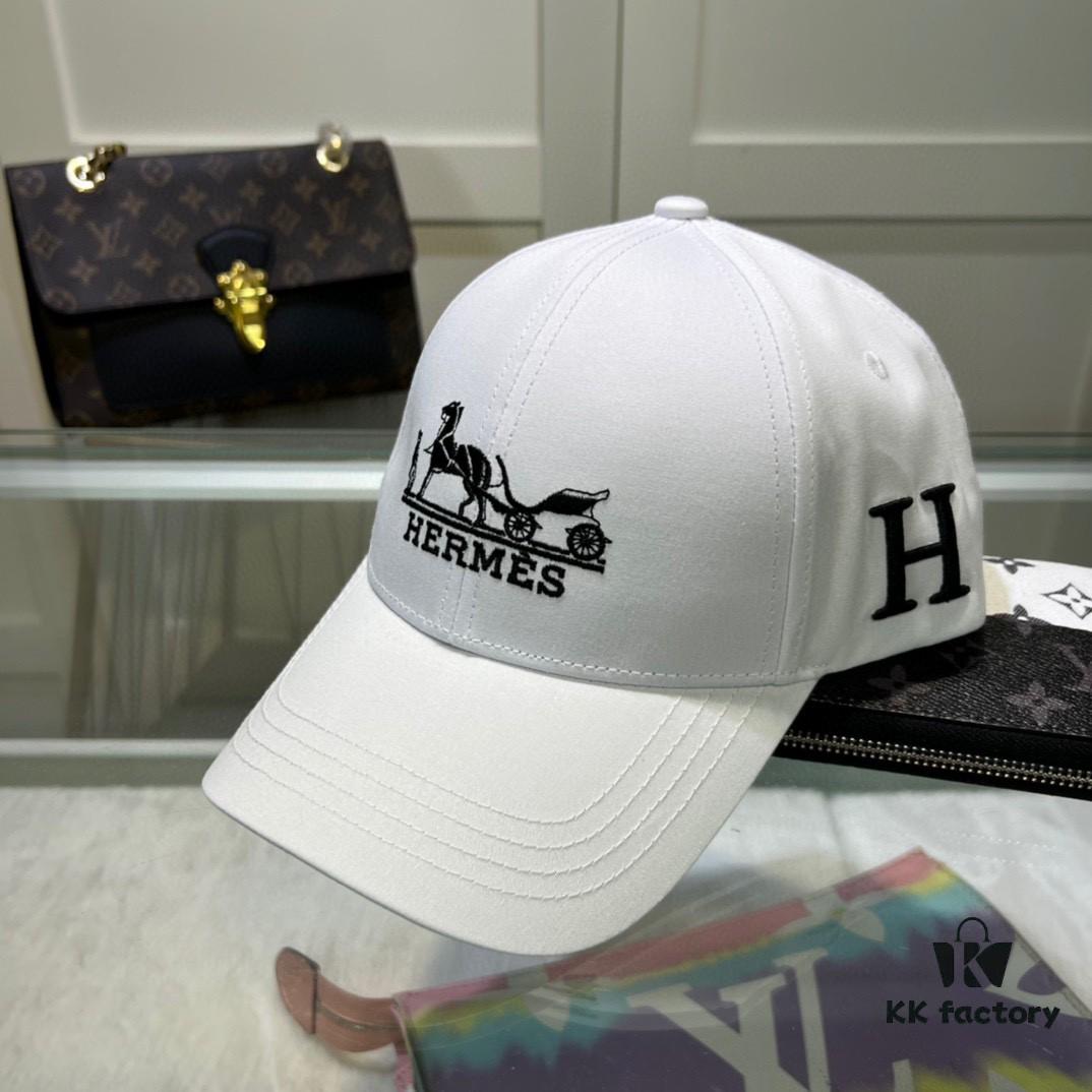 Hermes Limited Edition Embroidered Baseball Cap with Dust Bag, Original Lining from Official Website, High-Quality and Breathable, UV Protection, Elegant Socialite Style