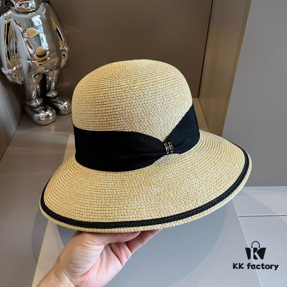 Hermes New Arrival Straw Hat, Made from Taiwanese Fine Straw, Simple and Elegant Aristocratic Style, Head Circumference 57cm