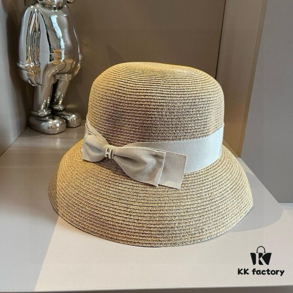 Hermes New Arrival Straw Hat, Made from Taiwanese Fine Straw, Simple and Elegant Aristocratic Style, Head Circumference 57cm