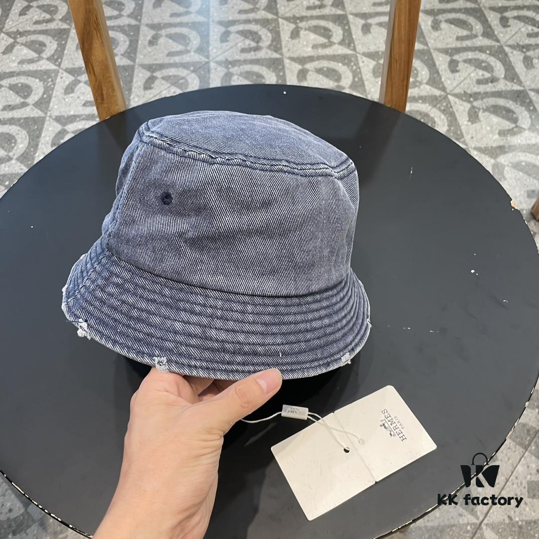 Hermès 2024 Fall/Winter 6cm Small Brim American Vintage Washed Distressed Denim Fisherman Hat