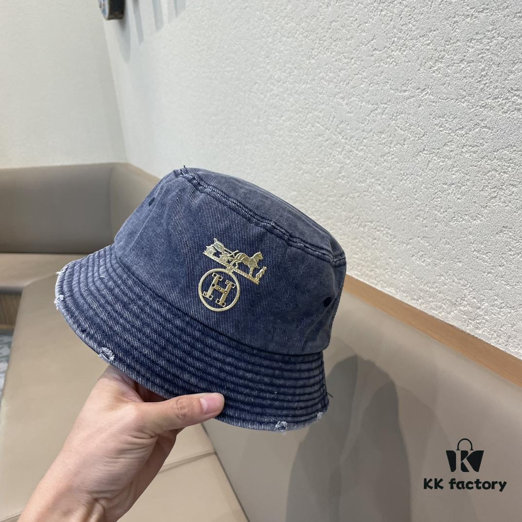 Hermès 2024 Fall/Winter 6cm Small Brim American Vintage Washed Distressed Denim Fisherman Hat