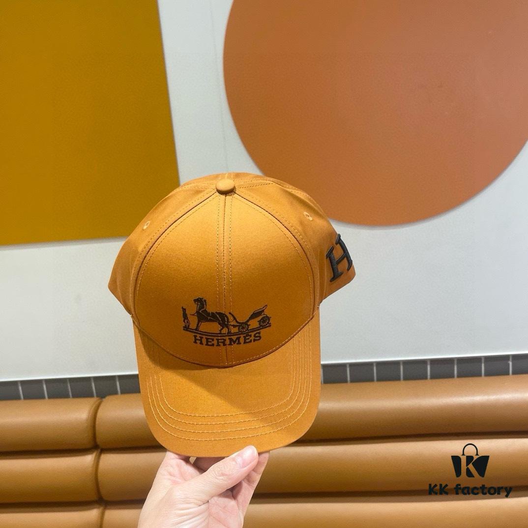 New Arrival HERMÈS Latest Authentic Baseball Cap, Color-Block H Design, Premium Craftsmanship with Original Breathable Canvas Fabric and Steel Adjustable Buckle