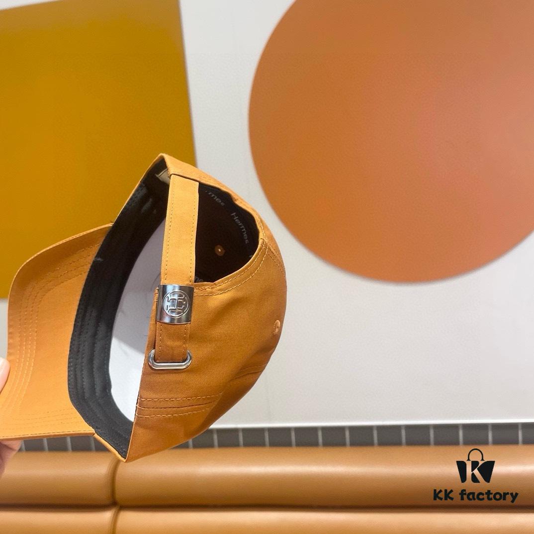 New Arrival HERMÈS Latest Authentic Baseball Cap, Color-Block H Design, Premium Craftsmanship with Original Breathable Canvas Fabric and Steel Adjustable Buckle