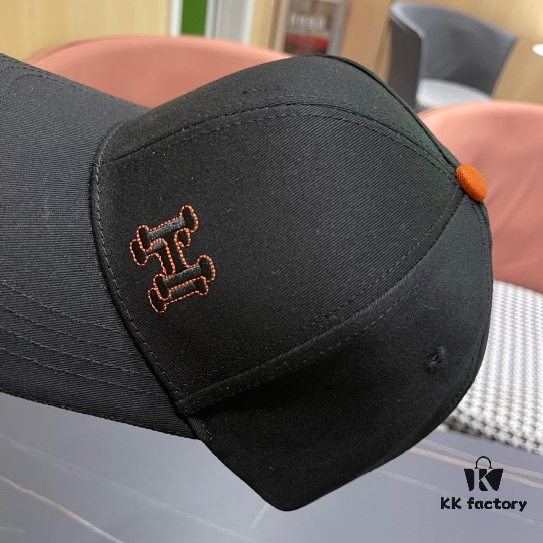Hermes, 2024 Baseball Cap, Official Website Original Lining, High-Version for Connoisseurs – Breathable, Comfortable, Ultra Sun Protection, Elegant Lady-Style Hat, Fisherman Cap, Knit Cap
