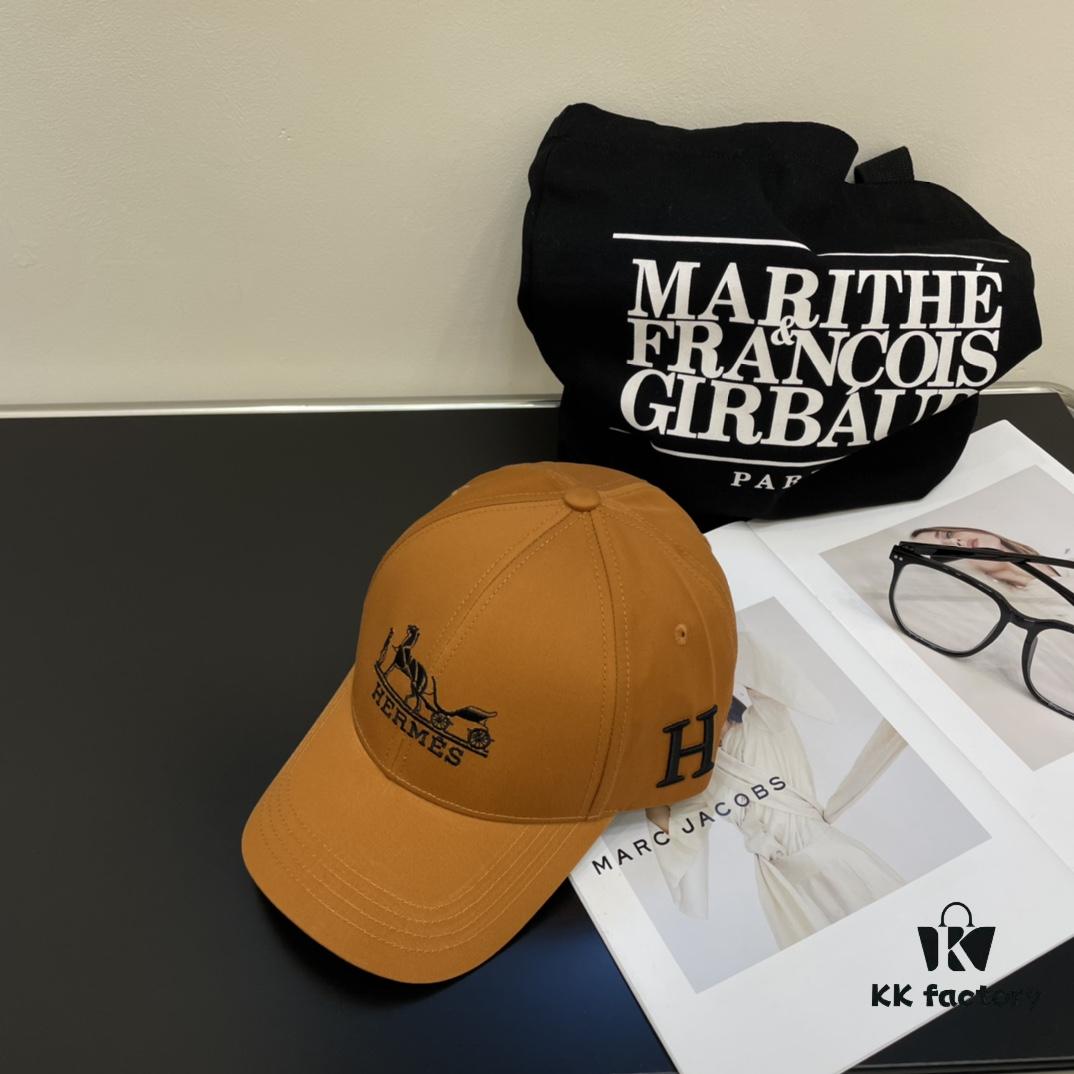 New Arrival HERMÈS (Hermes) Latest Original Single Baseball Cap, Color-Blocked H Design, Authentic Mold Custom Made, Premium Breathable Canvas Fabric with Original Factory Stainless Steel Adjustable Buckle, Exquisite Craftsmanship, Stylish and Handsome, Superior Quality