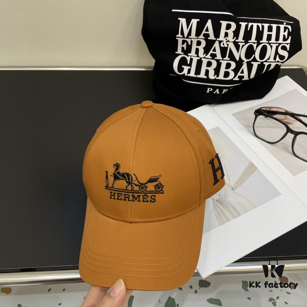 New Arrival HERMÈS (Hermes) Latest Original Single Baseball Cap, Color-Blocked H Design, Authentic Mold Custom Made, Premium Breathable Canvas Fabric with Original Factory Stainless Steel Adjustable Buckle, Exquisite Craftsmanship, Stylish and Handsome, Superior Quality