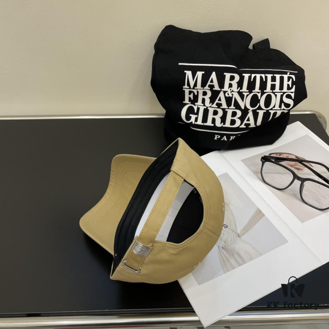 New Arrival HERMÈS Latest Authentic-style Baseball Cap, Color-block H Design, Premium Canvas Material with Original Steel Adjustable Buckle, Exquisite Craftsmanship, Fashionable and Breathable