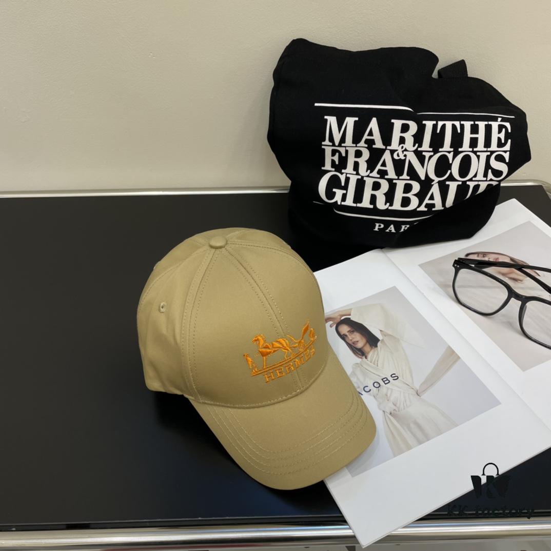 New Arrival HERMÈS Latest Authentic-style Baseball Cap, Color-block H Design, Premium Canvas Material with Original Steel Adjustable Buckle, Exquisite Craftsmanship, Fashionable and Breathable