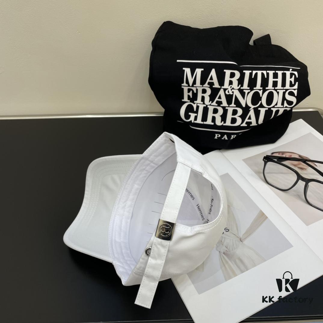 New Arrival HERMÈS (Hermes) Latest Style Original Single Baseball Cap, Color-Blocked H, Authentic Mold Custom-Made, Premium Breathable Canvas Fabric with Original Factory Stainless Steel Adjustable Buckle, Exquisite Craftsmanship, Stylish and Handsome, Outstanding Quality