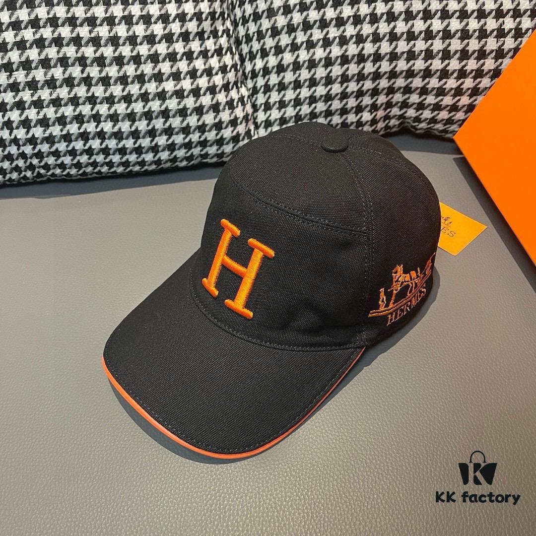 Box with Cloth Bag, HERMÈS Original Order Baseball Cap, Classic H Design, Authentic Mold Custom Made, Premium Canvas Fabric with Top Layer Leather, Original Factory Stainless Steel Adjustable Buckle, Exquisite Craftsmanship, Fashionable and High Quality
