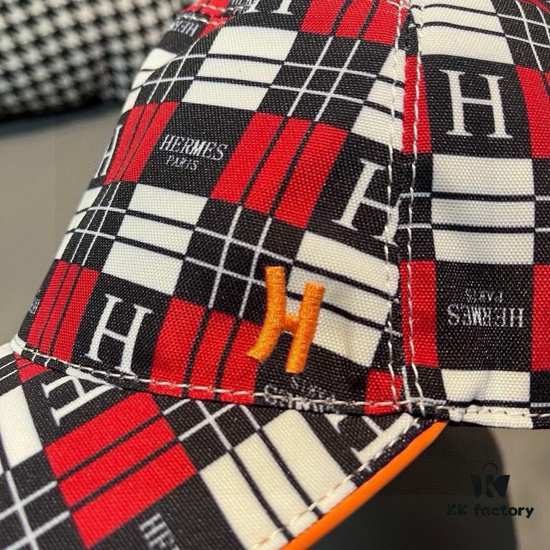 Box with Cloth Bag, HERMÈS New Original Single Baseball Cap, H Embroidered Plaid, Genuine Mold Customized, Authentic Breathable Canvas Fabric + Top Grain Leather, Original Factory Stainless Steel Adjustable Buckle, Exquisite Craftsmanship, Stylish and Handsome, Superior Quality! Hat Fisherman Cap Baseball Cap Knit Cap