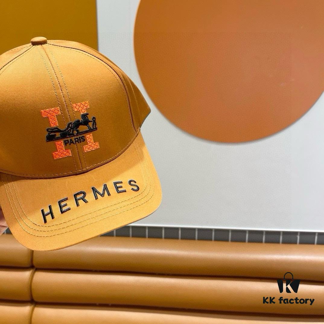 New Arrival HERMÈS Latest Original Quality Baseball Cap, Color-Block H Design, Premium Craftsmanship with Authentic Molded Customization, Original Breathable Canvas Fabric and Factory Stainless Steel Adjustable Buckle, Exquisitely Made, Stylish and High-Quality