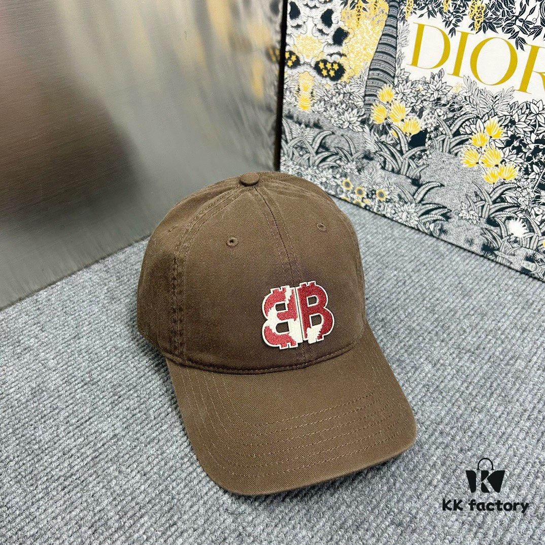 Balenciaga New Solid Color Baseball Cap