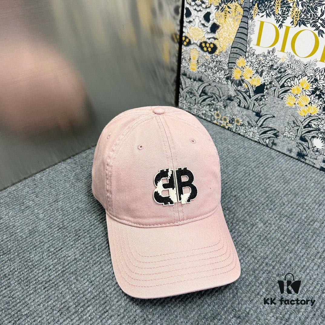 Balenciaga New Solid Color Baseball Cap