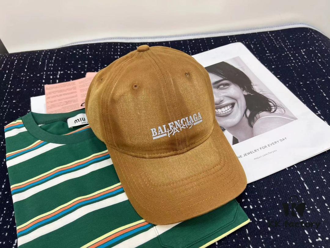 Balenciaga New Style Washed Cotton Baseball Cap, Fashionable and Unique Design