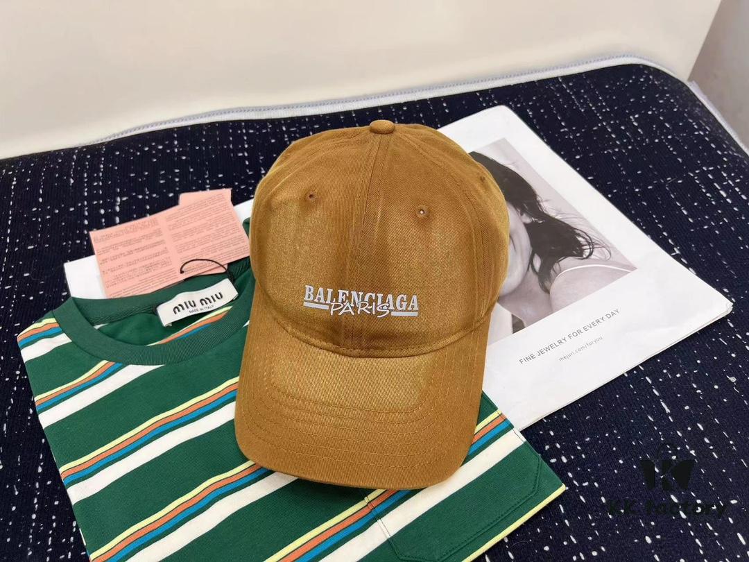 Balencia New Arrival Baseball Cap with Distressed Craftsmanship, Premium Look Unisex Fishing Hat Knit Cap