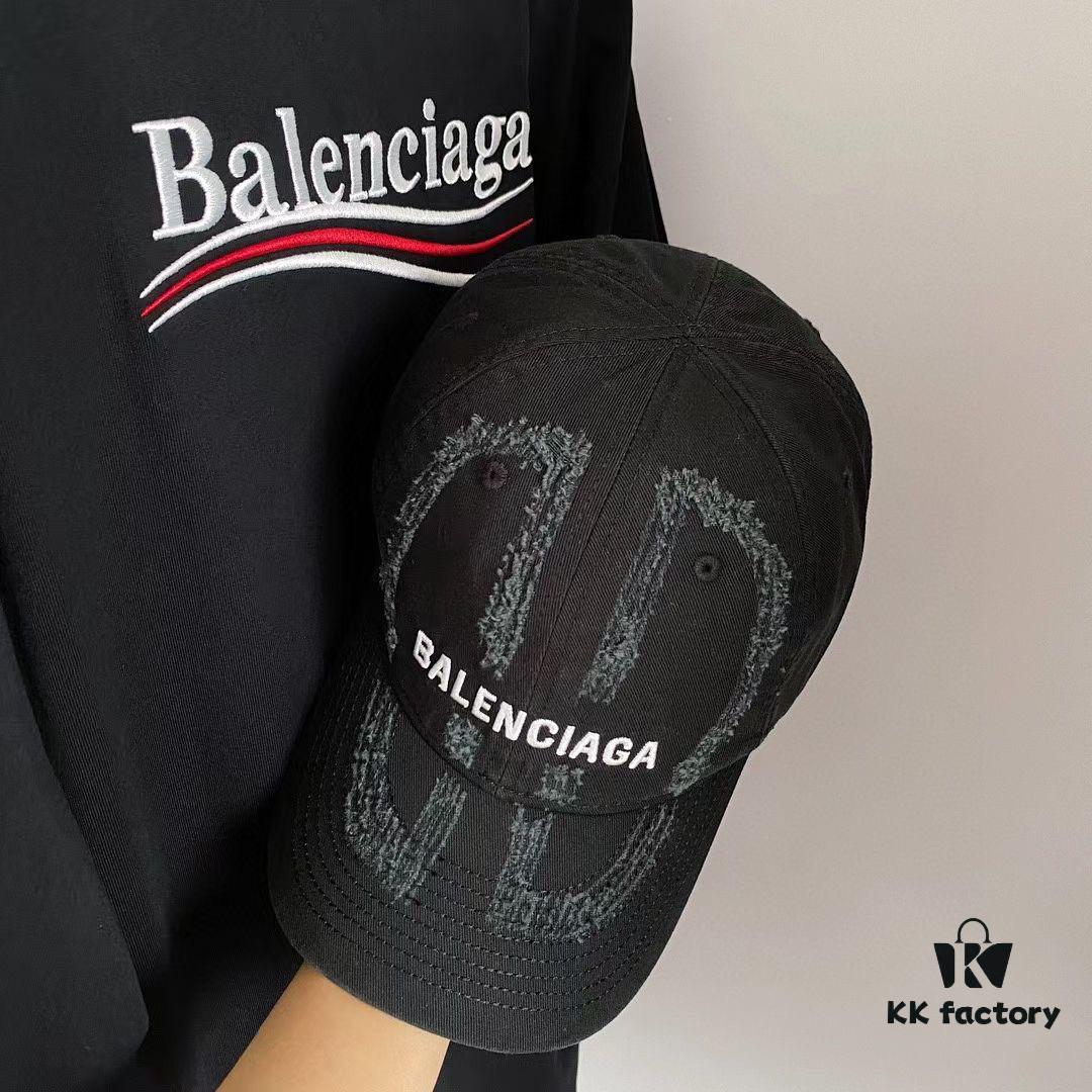BALENCIAGA Destroyed Baseball Cap