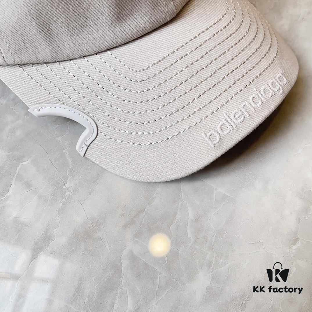 Balencia ~ New Style Cut-out Baseball Cap