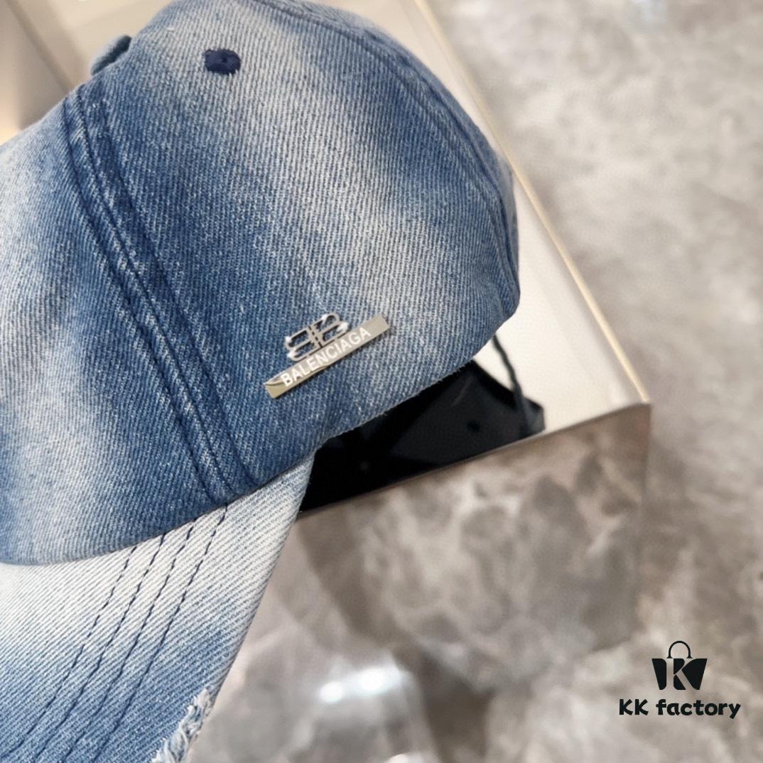 BALENCIAGA 🆕 Spring New Arrival Stylish Baseball Cap, High-Quality Denim Fabric, Excellent Breathability, Suitable for All Seasons