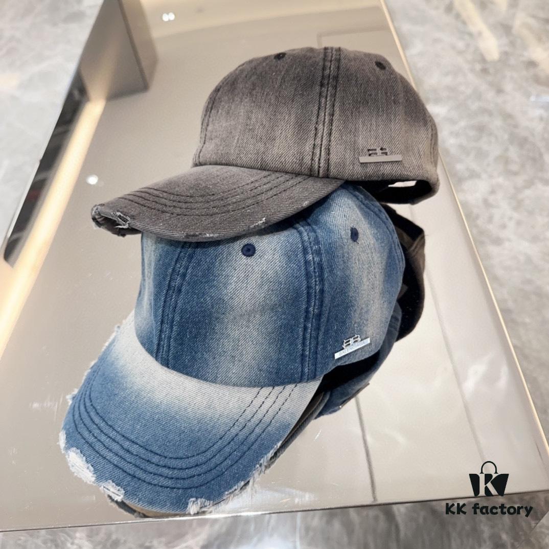 BALENCIAGA 🆕 Spring New Arrival Stylish Baseball Cap, High-Quality Denim Fabric, Excellent Breathability, Suitable for All Seasons