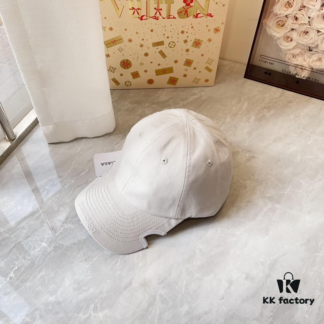 Balencia ~ New Irregular Brim Baseball Cap