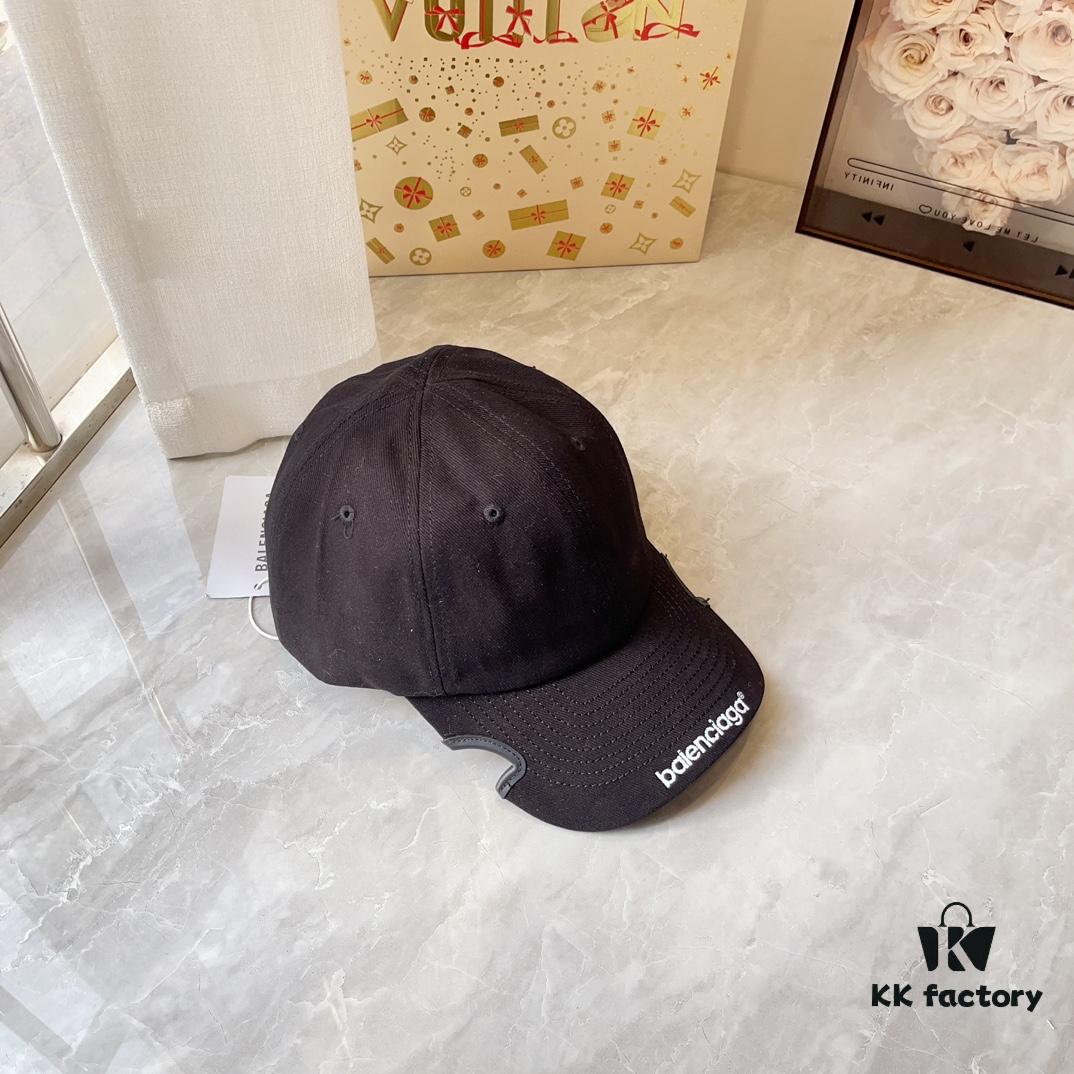 Balencia ~ New Style Cut-out Baseball Cap