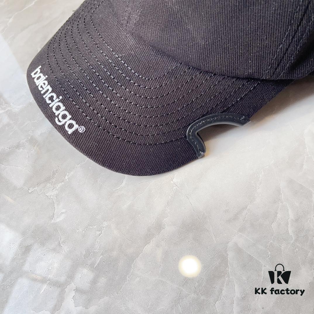 Balencia ~ New Style Cut-out Baseball Cap