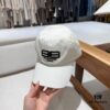 BALENCIAGA Spring New Arrival Stylish Baseball Cap with Excellent Breathability, Unisex Fashion Knit Cap for All Seasons