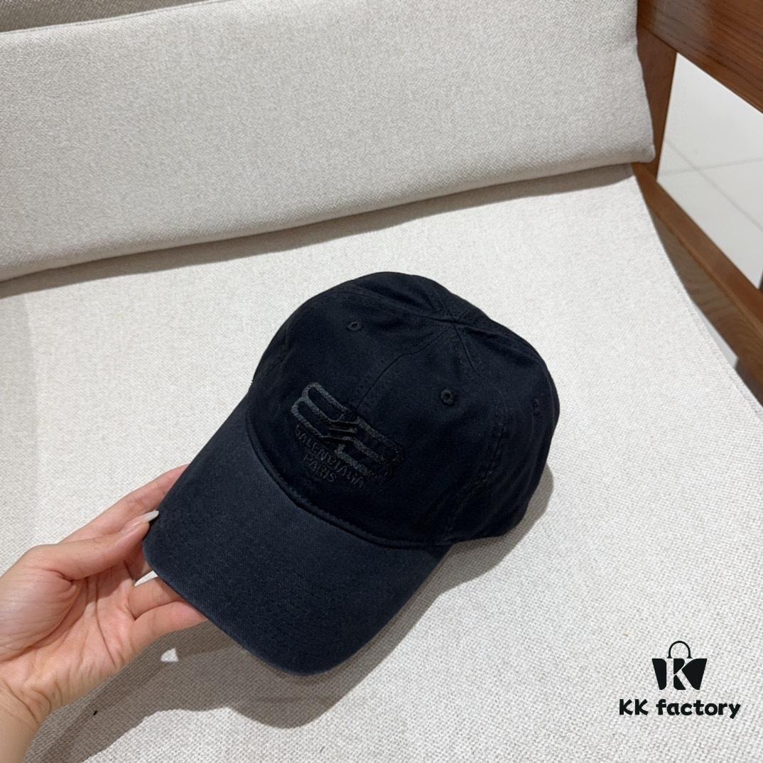 BALENCIAGA Spring New Arrival Stylish Baseball Cap, Highly Breathable, Suitable for All Seasons