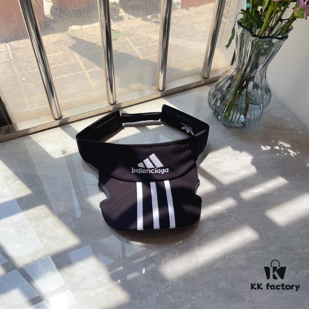 Balencia - New Cropped Brimless Cap with Embroidered Letters, a Must-Have for Running