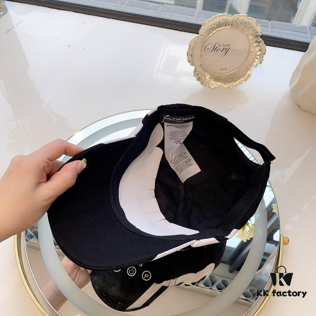 Balenciaga 🆕 Spring New Arrival Stylish Baseball Cap, High-Quality Breathable Design, Unisex Fashion Accessory for All Seasons – Perfect as a Baseball, Fisherman, or Knit Hat