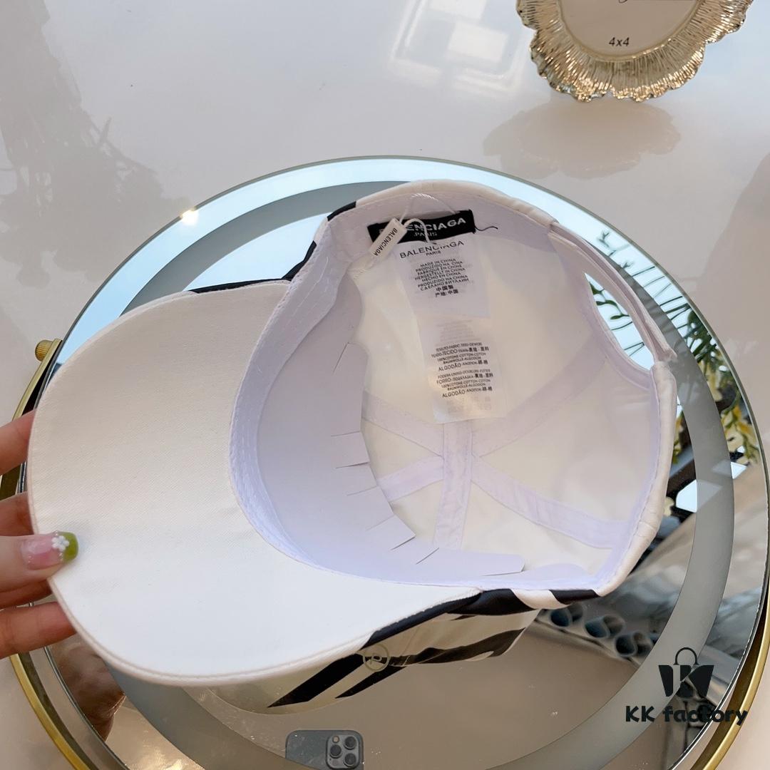 Balenciaga 🆕 Spring New Arrival Stylish Baseball Cap, High-Quality Breathable Design, Unisex Fashion Accessory for All Seasons – Perfect as a Baseball, Fisherman or Knit Hat