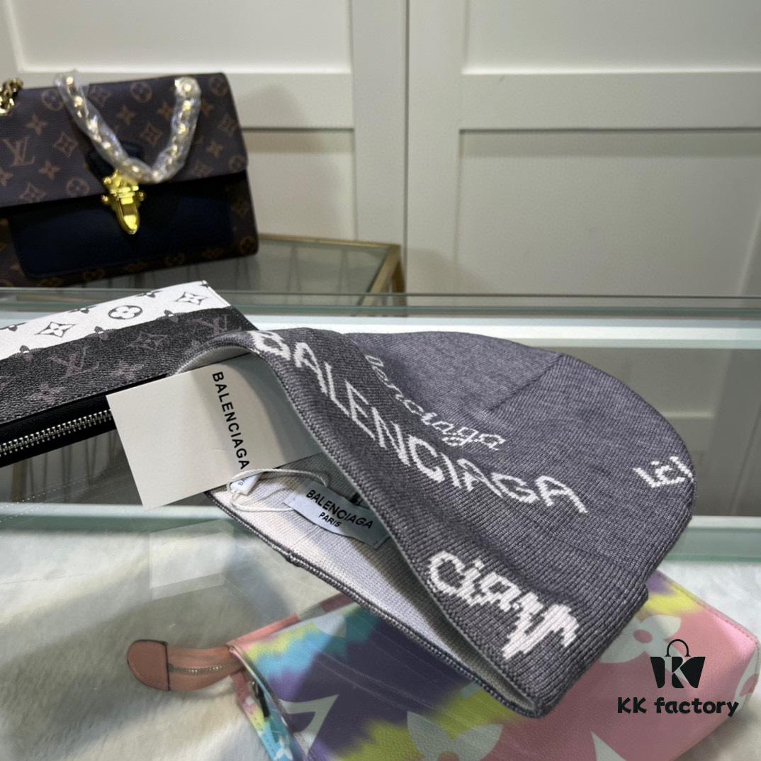 Dust Bag Included Paris Fashion House Balenciaga Stock Available High-Quality Knit Beanie with Letter Logo for Autumn and Winter Unisex Warm Comfortable Elegant Style