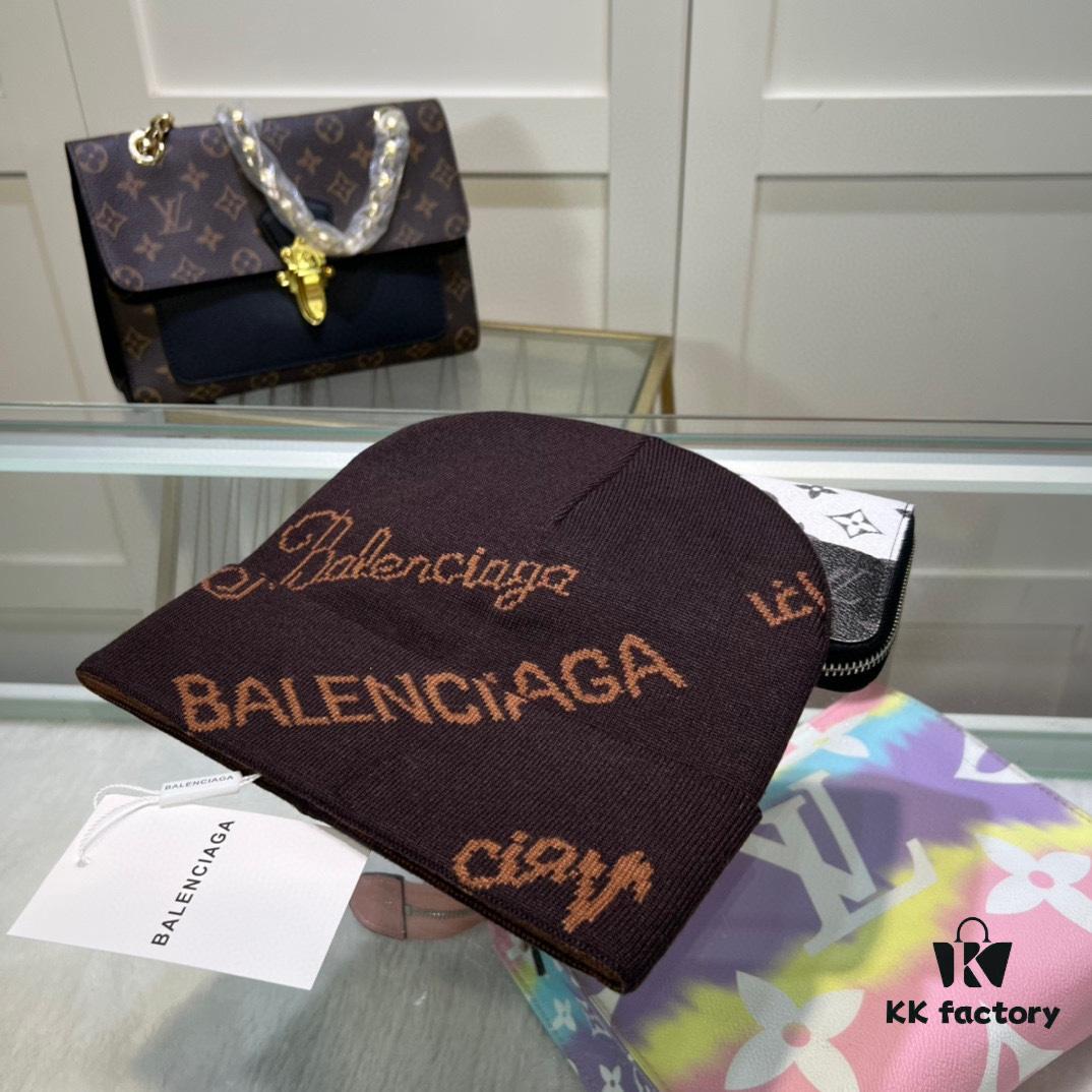 Balenciaga Logo Knit Beanie - Dust Bag Included