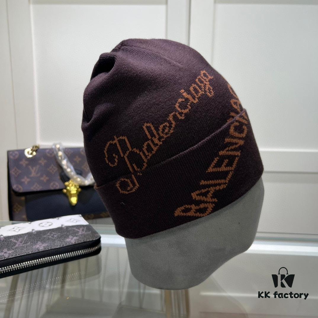 Balenciaga Logo Knit Beanie - Dust Bag Included