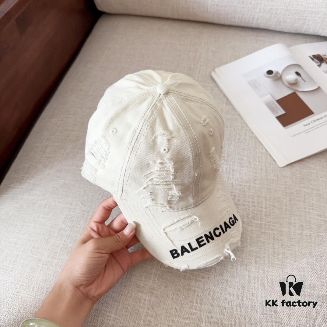 BALENCIAGA New Arrivals Stylish Baseball Cap, High-Quality Breathable Design for All Seasons