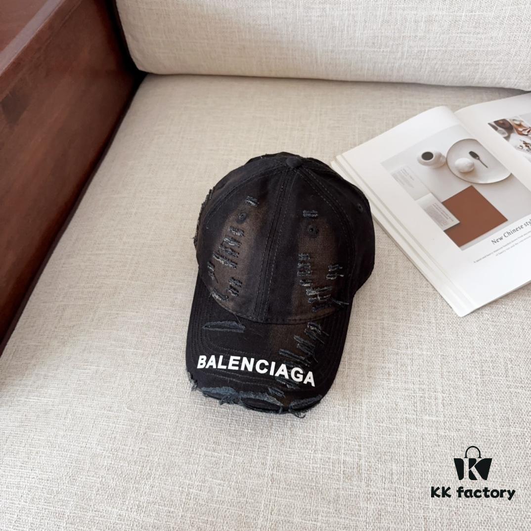 BALENCIAGA New Arrival Stylish Baseball Cap, High-Quality Breathable Design for All Seasons