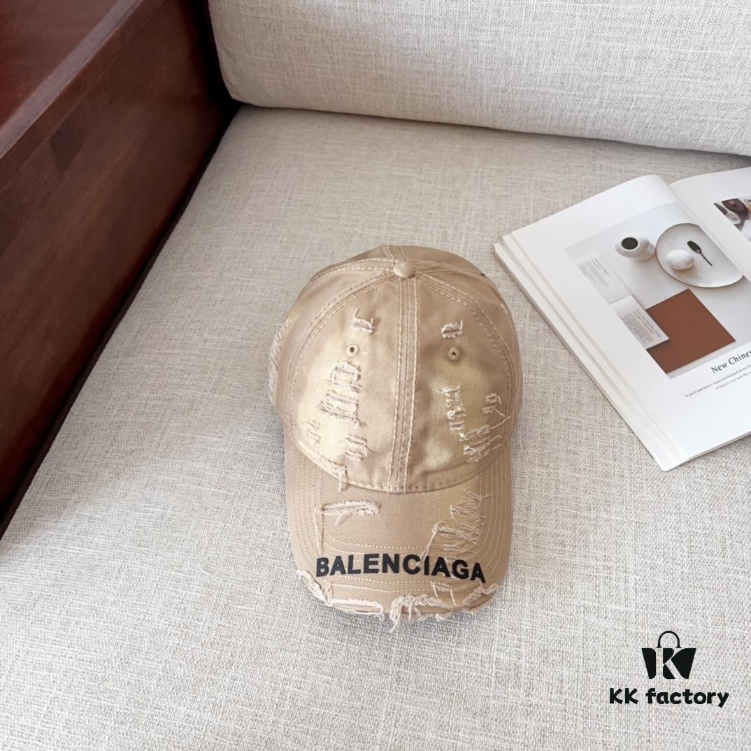 BALENCIAGA New Arrival Stylish Baseball Cap, High-Quality Breathable Design for All Seasons