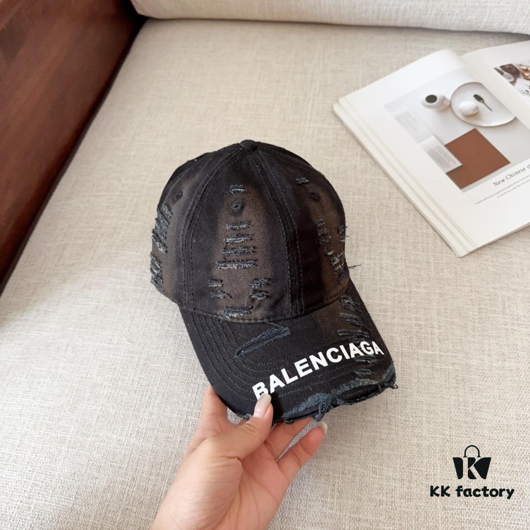 BALENCIAGA New Arrival Stylish Baseball Cap, High-Quality Breathable Design for All Seasons