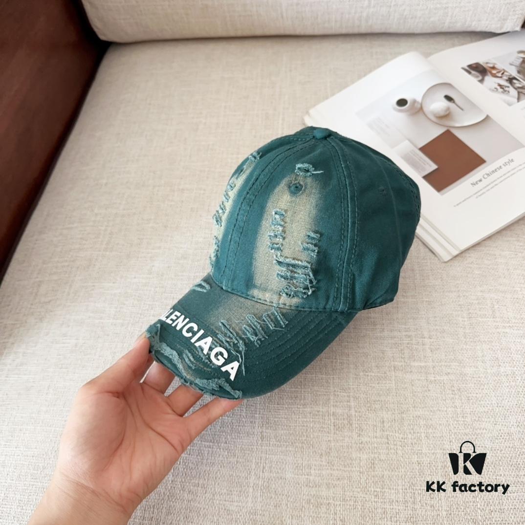 BALENCIAGA New Arrival Stylish Baseball Cap, High-Quality and Highly Breathable, Suitable for All Seasons