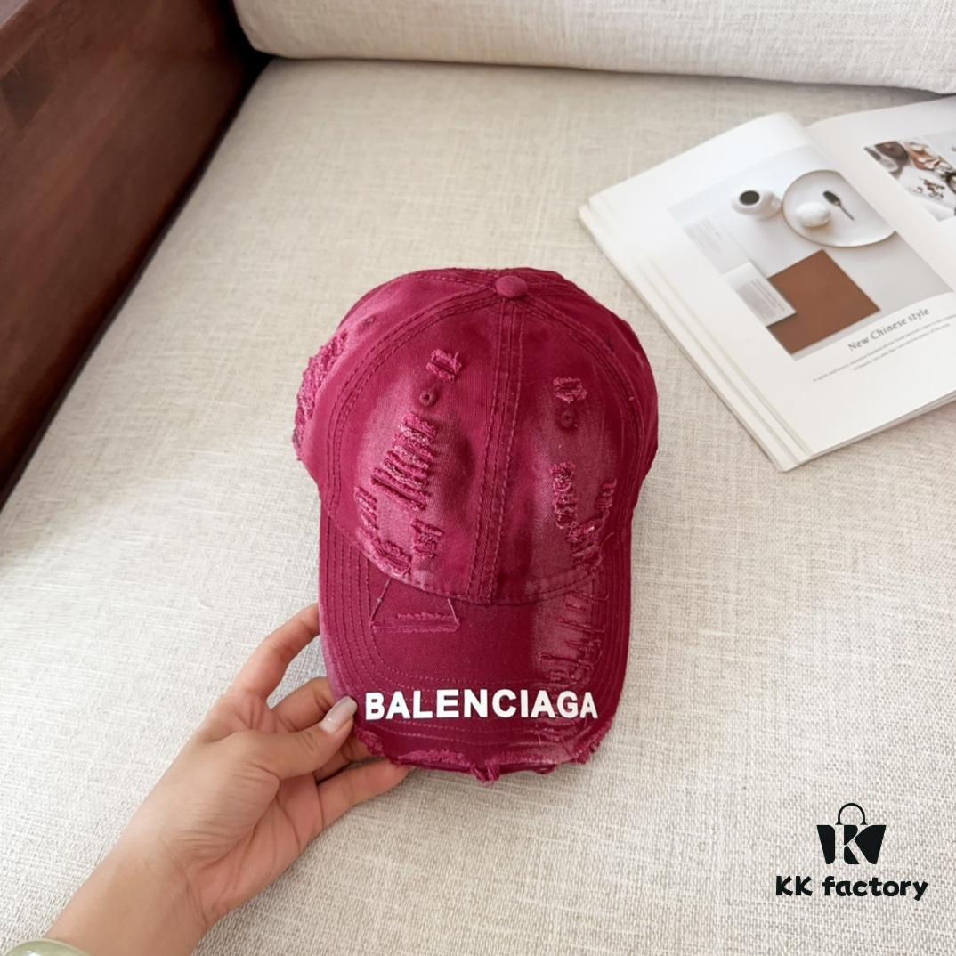 BALENCIAGA New Arrival Stylish Baseball Cap, High-Quality Breathable Design for All Seasons