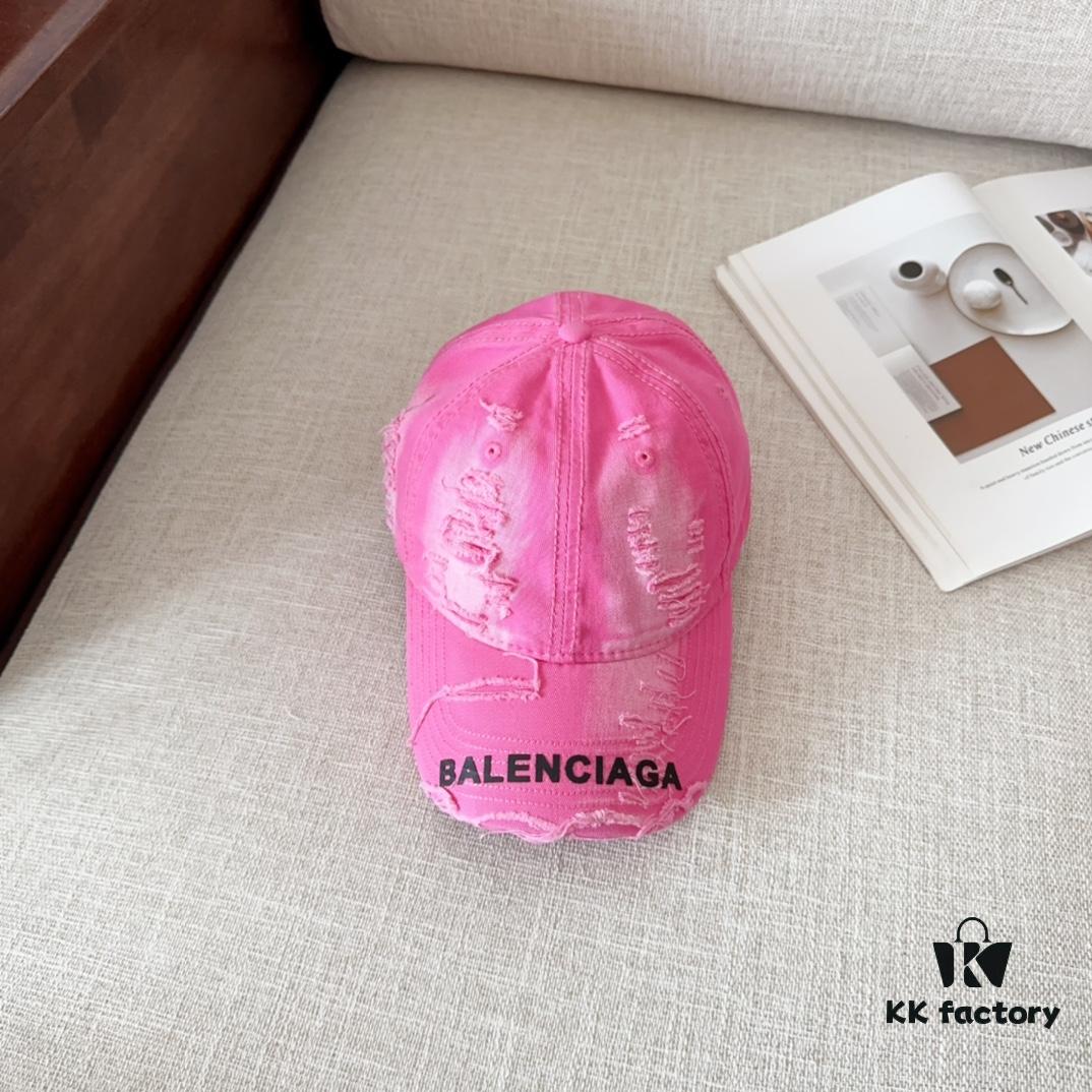 BALENCIAGA New Arrival Stylish Baseball Cap, High-Quality Breathable Design for All Seasons