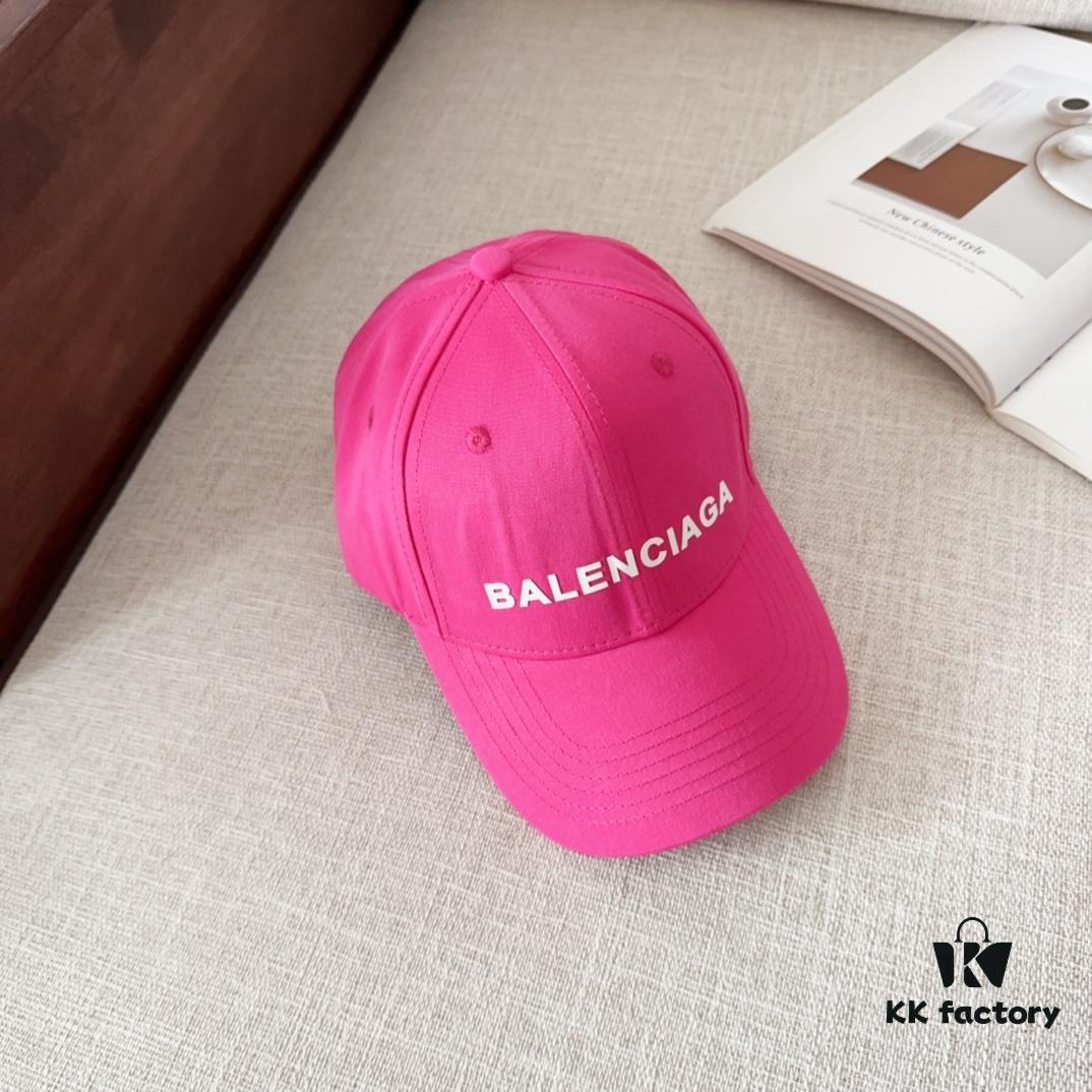 BALENCIAGA New Arrival Stylish Baseball Cap, High-Quality Breathable Design for All Seasons