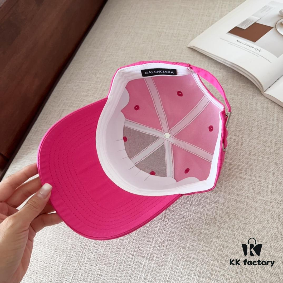 BALENCIAGA New Arrival Stylish Baseball Cap, High-Quality Breathable Design for All Seasons