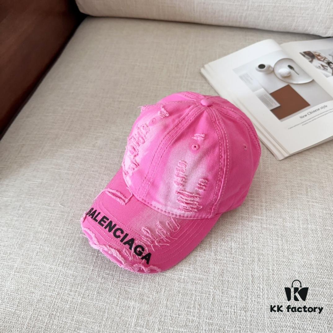 BALENCIAGA New Arrival Stylish Baseball Cap, High-Quality Breathable Design for All Seasons