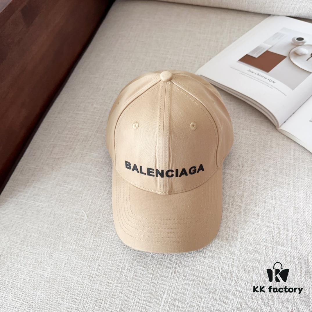 BALENCIAGA New Arrival Stylish Baseball Cap, High-Quality Breathable Design for All Seasons