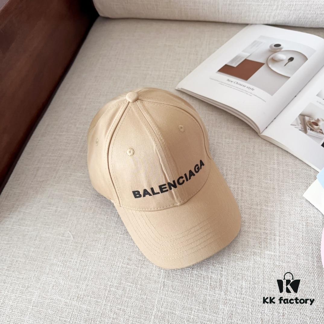 BALENCIAGA New Arrival Stylish Baseball Cap, High-Quality Breathable Design for All Seasons