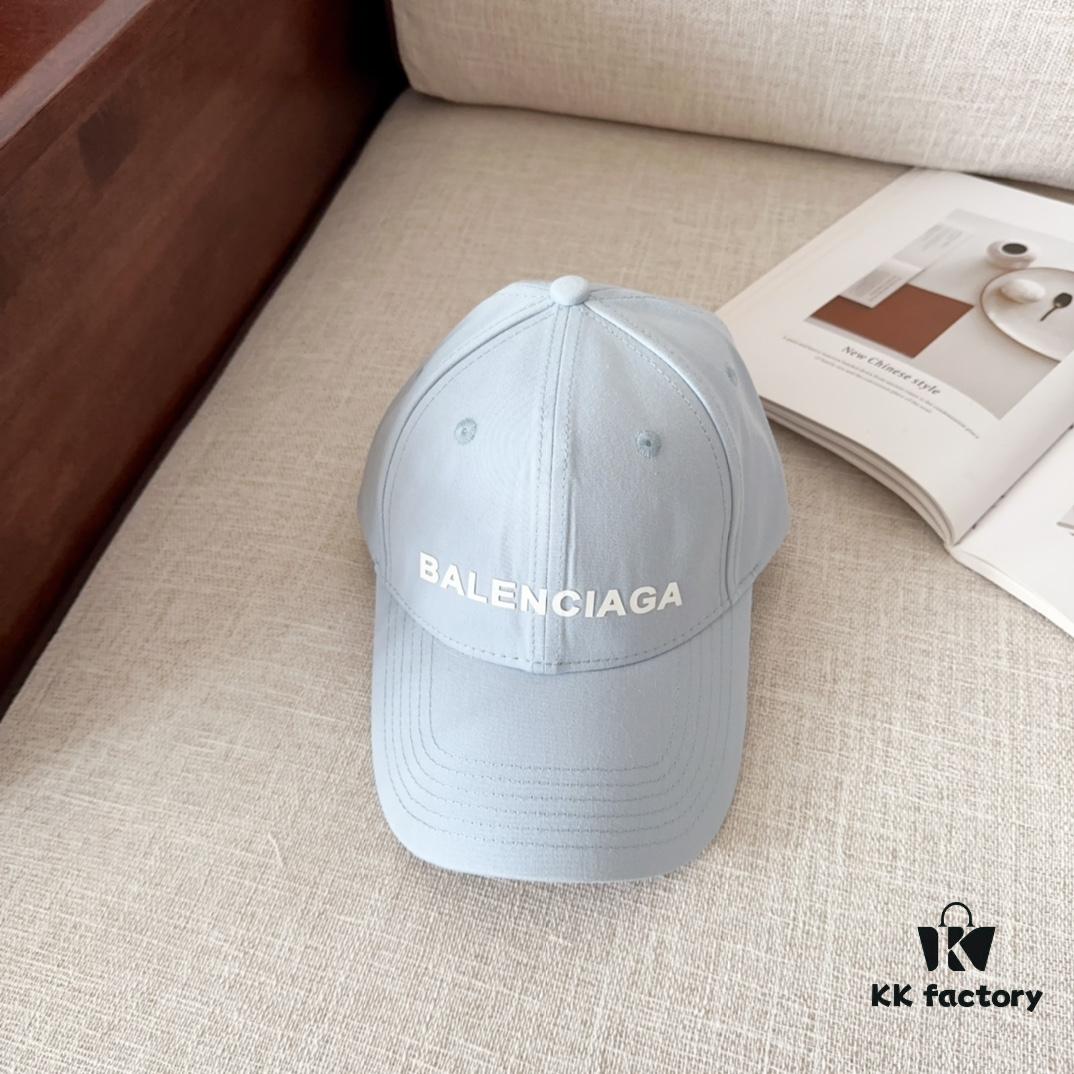 BALENCIAGA New Arrival Stylish Baseball Cap, High-Quality Breathable Design for All Seasons