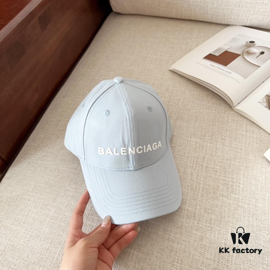 BALENCIAGA New Arrival Stylish Baseball Cap, High-Quality Breathable Design for All Seasons